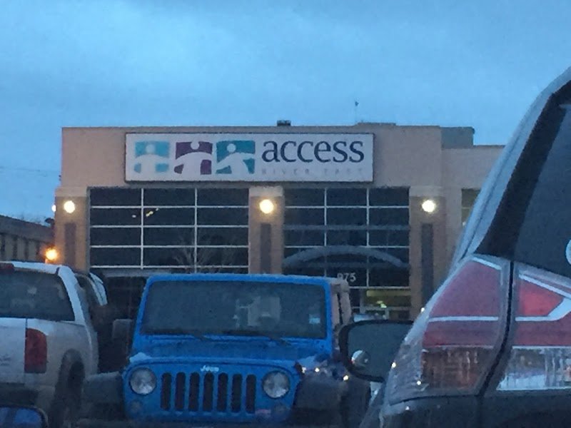 Access River East in Winnipeg, Manitoba