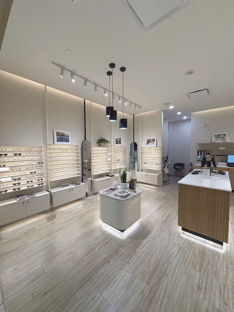 Bailey Nelson Optometrist - Metropolis at Metrotown
