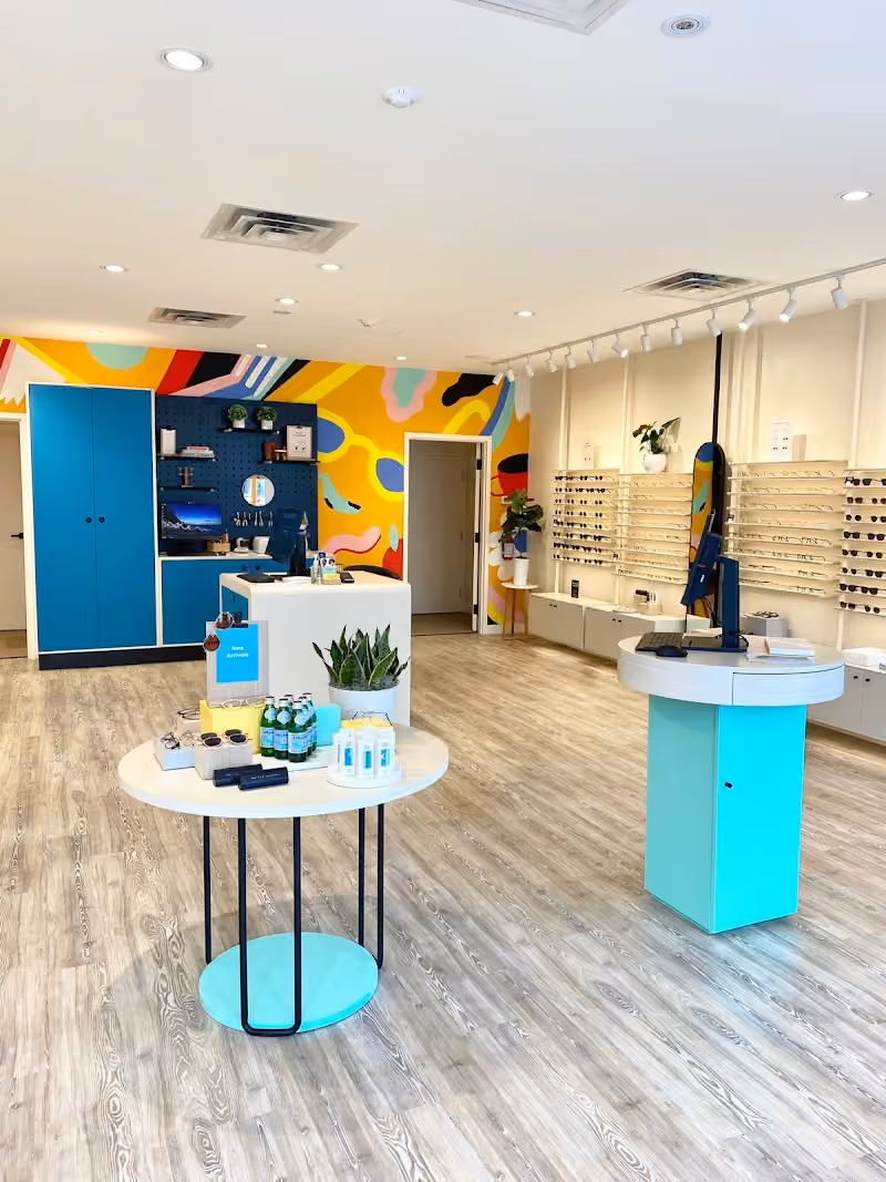 Bailey Nelson Optometrist - Oakville Lakeshore