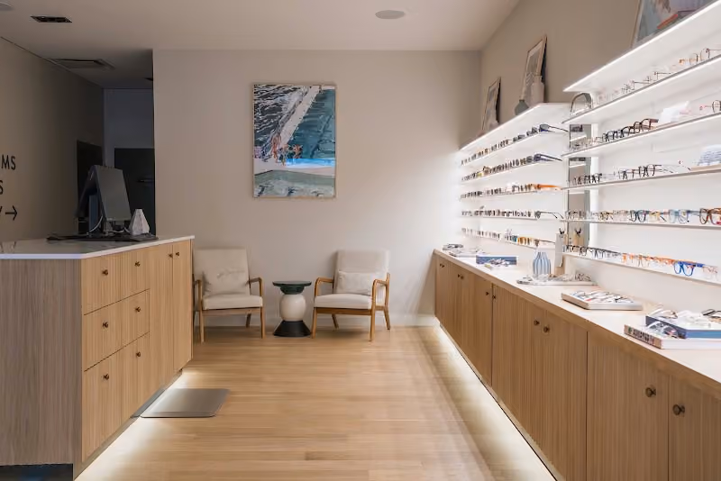 Bailey Nelson Optometrist - Robson Street