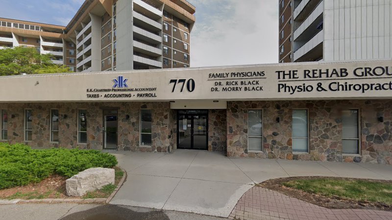 Black Morry Dr in Hamilton, Ontario