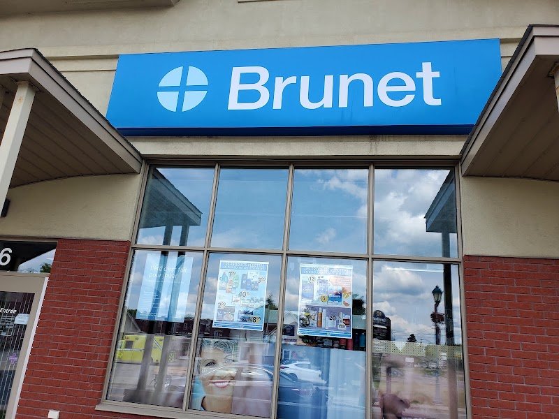 Brunet, photo 2