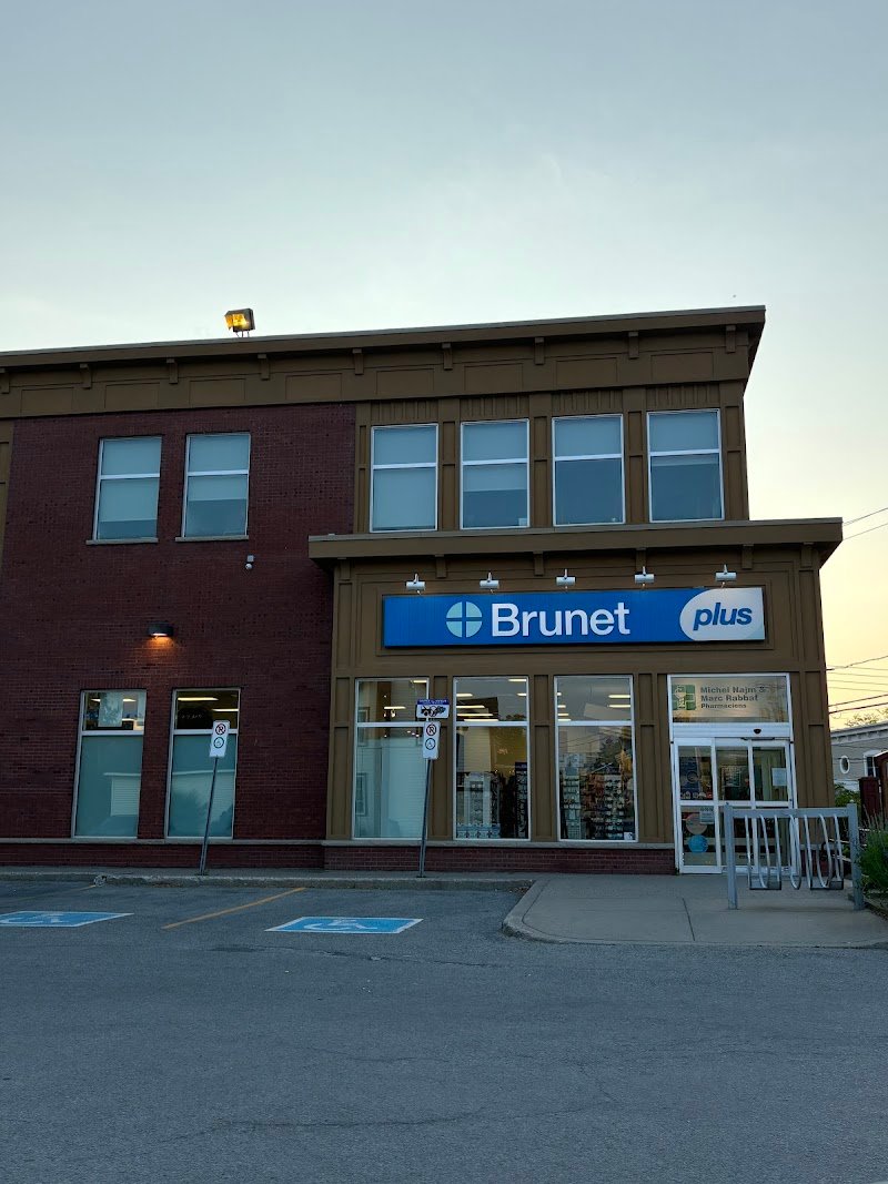 Brunet, photo 2