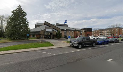 Clsc des Seigneuries de Varennes in Varennes, Quebec