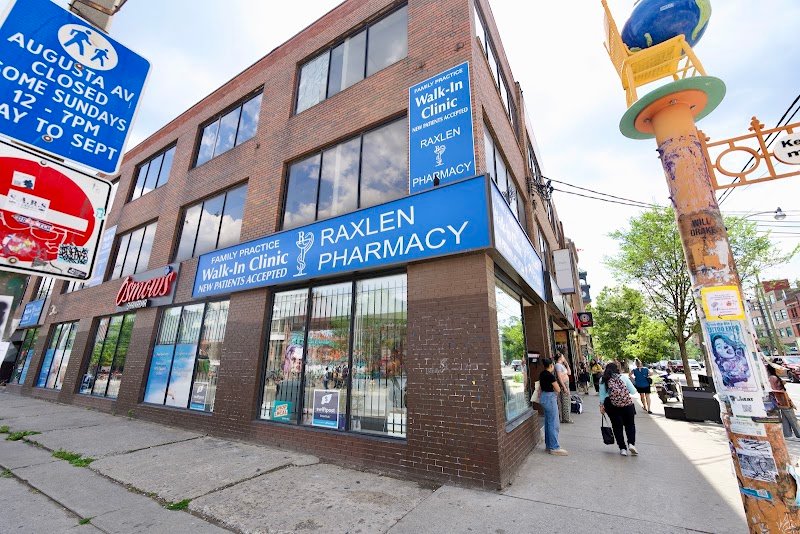 College Medical Care - Walk-In Clinic & Family Practice in Downtown Toronto, photo 2
