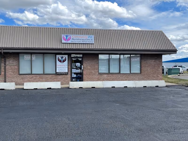 COMMUNITY FIT PHYSIOTHERAPY CLINIC in Lacombe, Alberta