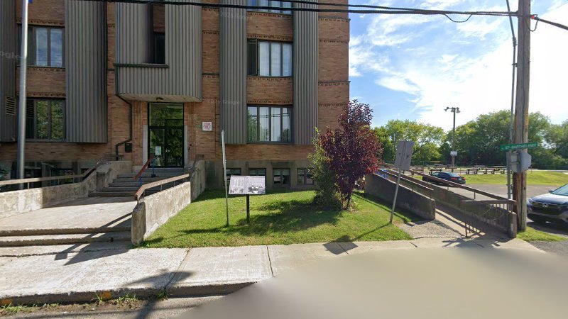 Coopérative de Services de Santé de Saint-barthélemy in Saint-Barthélemy, Quebec