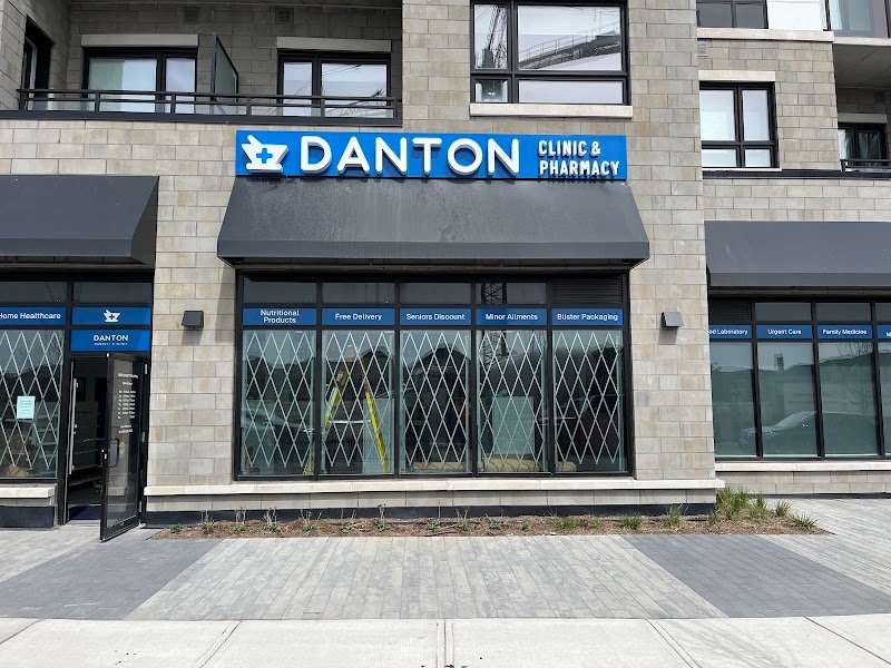 Danton Medical Centre- Oakville, photo 2