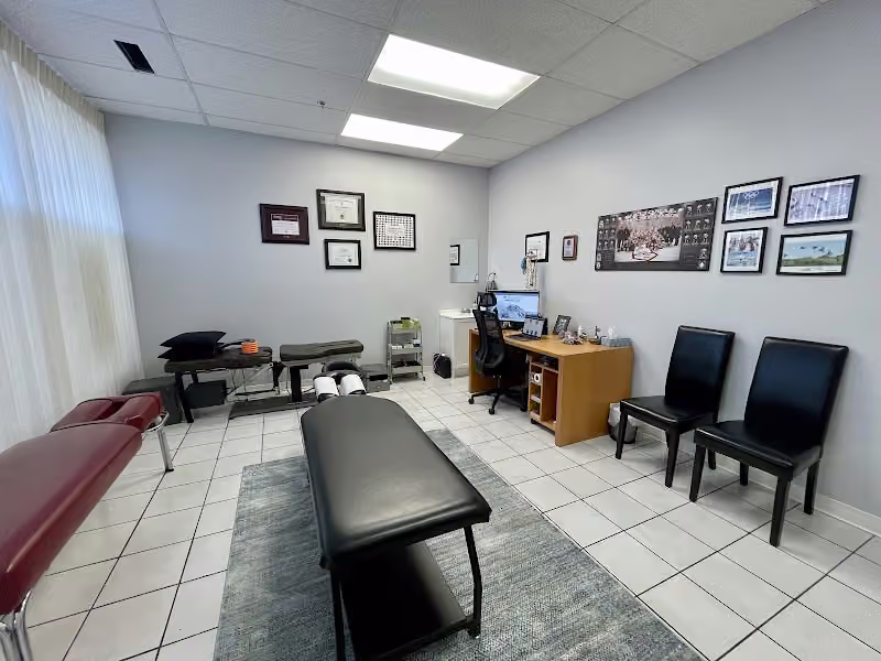 Dennis Chiropractic + Massage, Acupuncture | Dr. Brendan Dennis DC | Cynthia Patterson, RMT