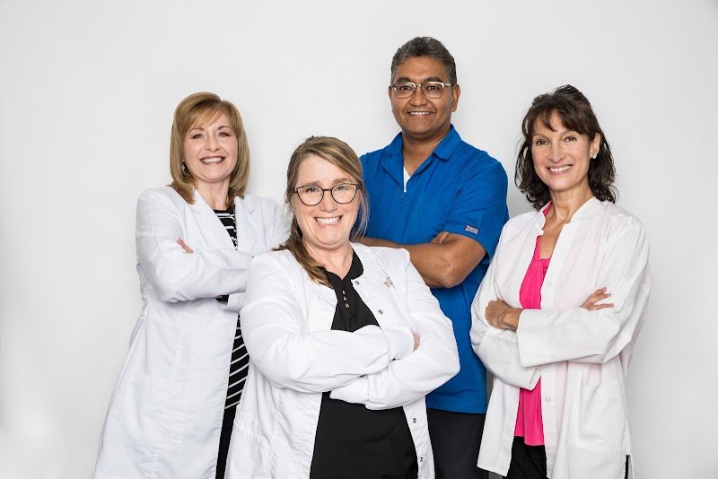 Dental Solutions - Dr. J. Gangwani & Dr. Mike Narayansingh (Orthodontics, Cosmetic, General, Emergency), photo 3