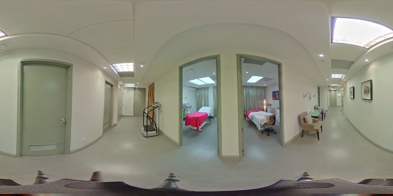 Dermapure Toronto Yorkville, photo 3