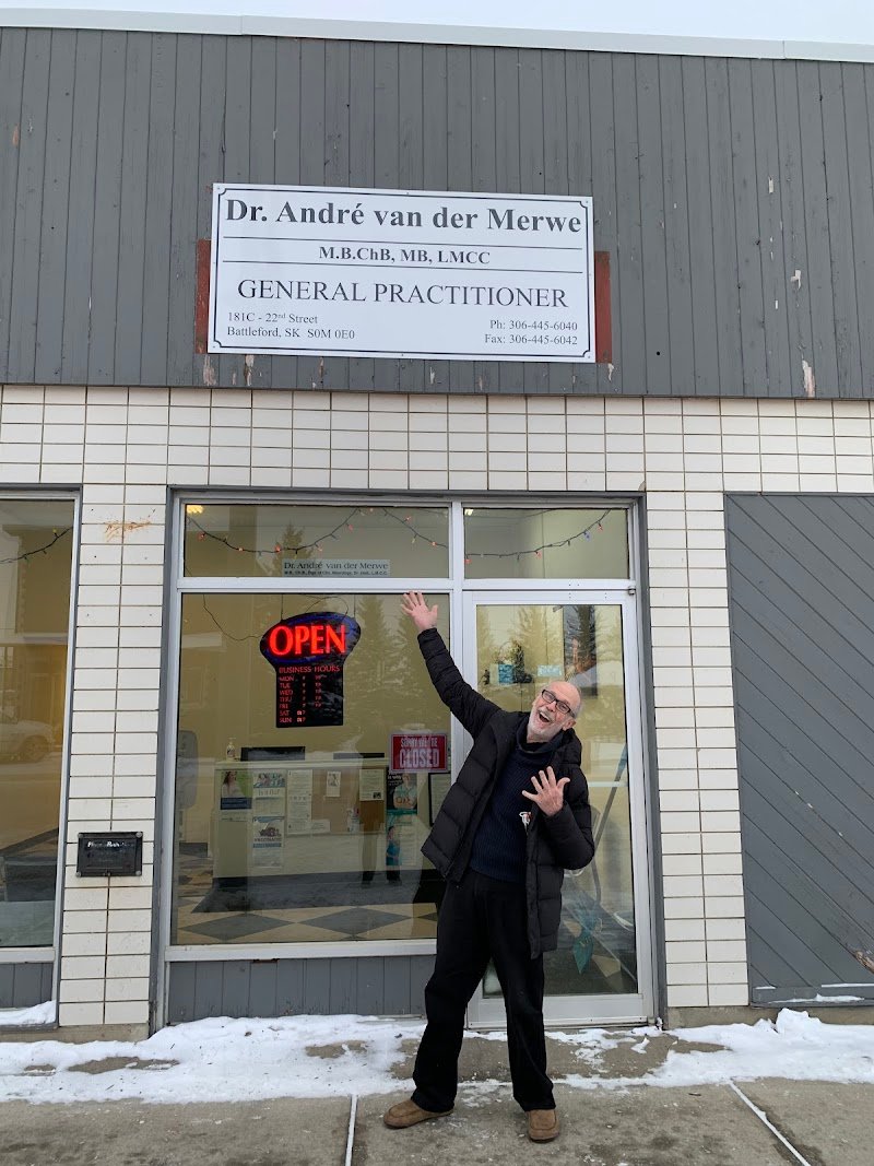 Dr.Andre Van Der Merwe, photo 2