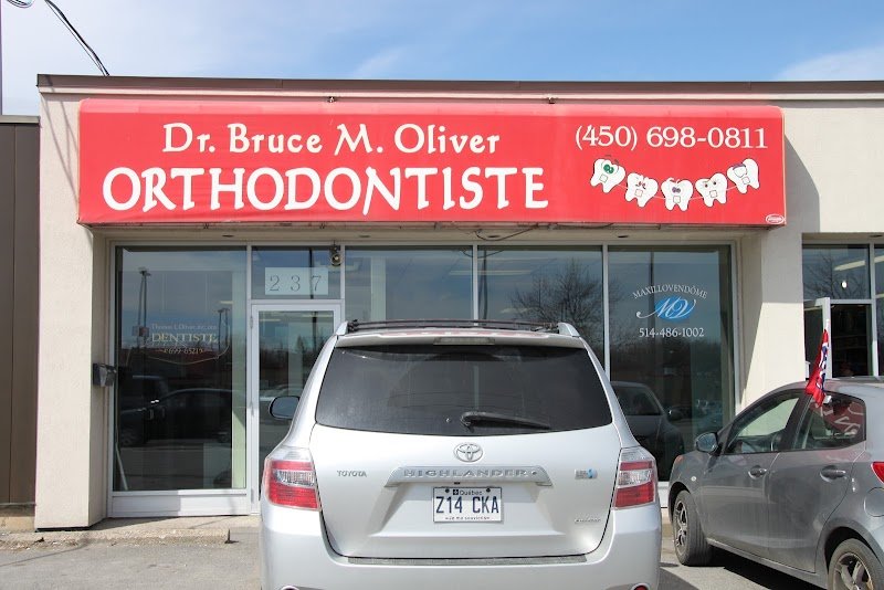 Dr. Bruce Oliver - Orthodontiste in Châteauguay, Quebec