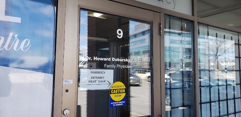 Dr Howard Dubarsky Hunt Club Medical Centre, photo 2
