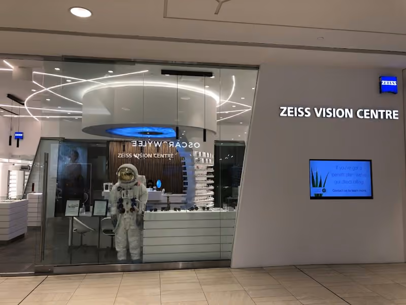 Dr. Lloyd Ho Optometry Centre