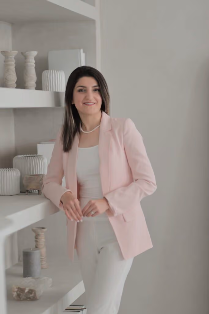 Dr Pegah Hajizargarbashi, DC (Doctor of Chiropractic)