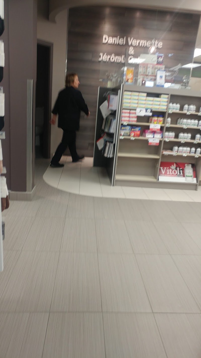 Familiprix (776 Boulevard du Saint-Maurice) à Trois-Rivières (Québec)