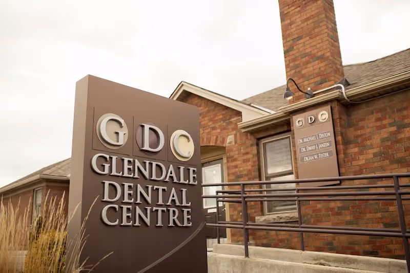 Glendale Dental Centre
