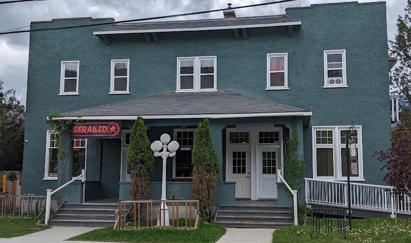Grass Roots Registered Massage Therapy in Golden