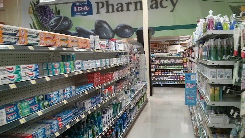 Hart Drugs, photo 2