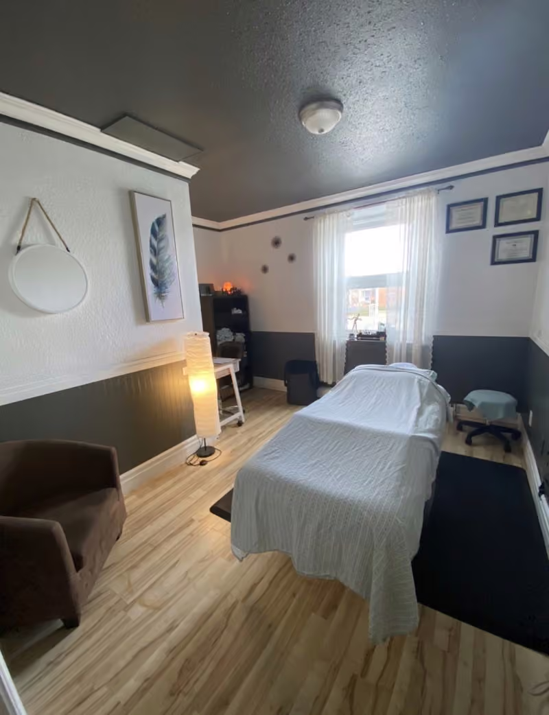 Healing Hands Massage Therapy & Reflexology