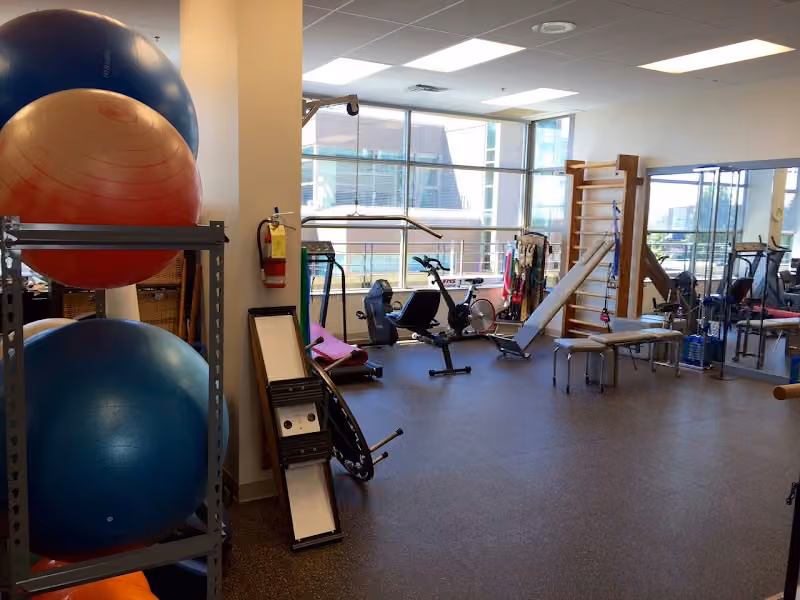 Hollyburn Physiotherapy Clinic
