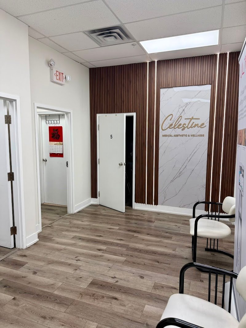 Hurontario Medical Center, photo 3