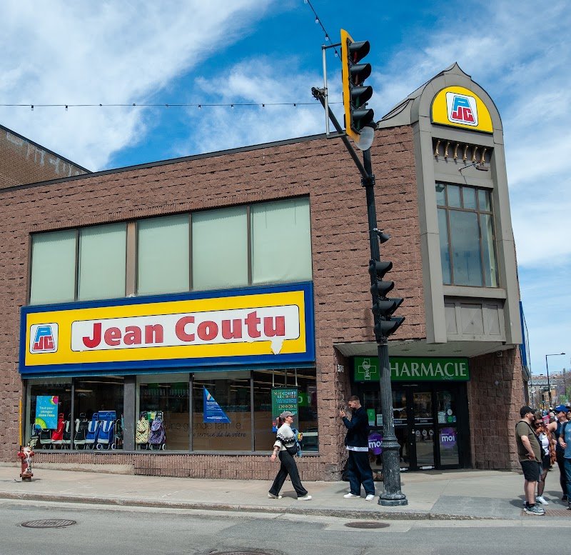 Jean Coutu (3745 Boulevard Saint-Laurent) à Montréal (Québec)