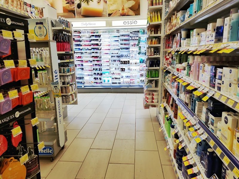 Jean Coutu (1363 Rue Belvédère Sud), photo 3