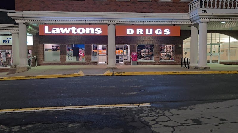 Lawtons, photo 2