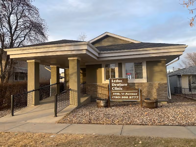Leduc Denture Clinic
