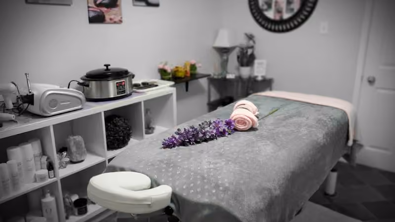 Massagical Care - Mannu's RMT Massage & Beauty Spa - Ladies Only in Brampton