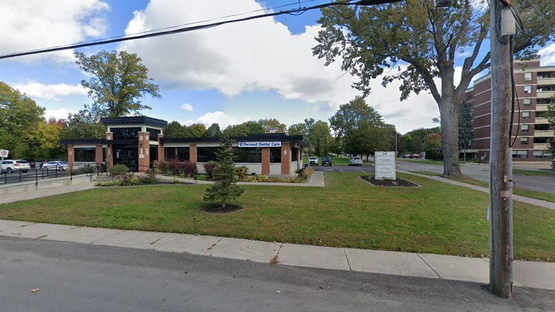 McWhirter R a Dr in Belleville, Ontario