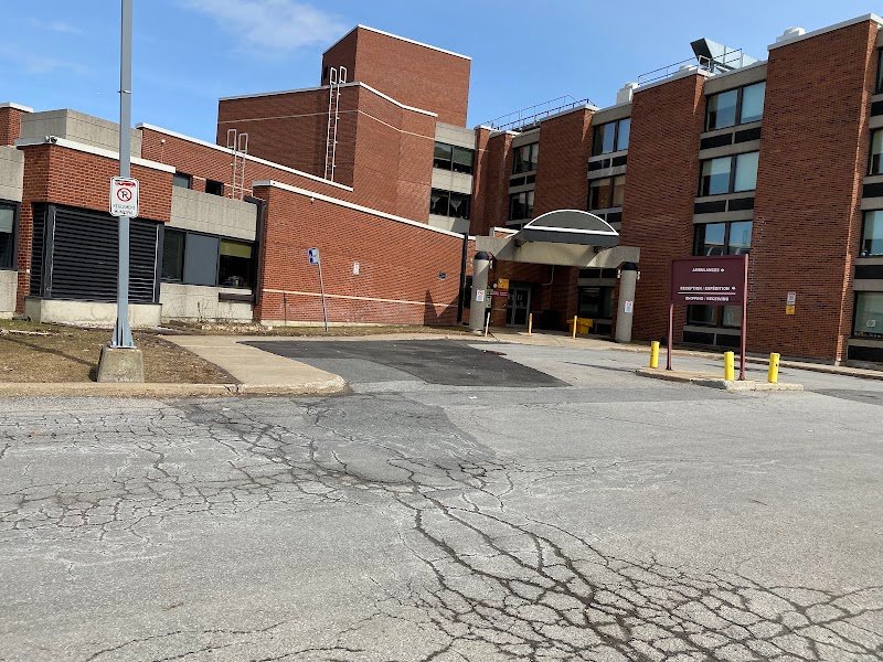 Mount Sinai Hospital Center, photo 2