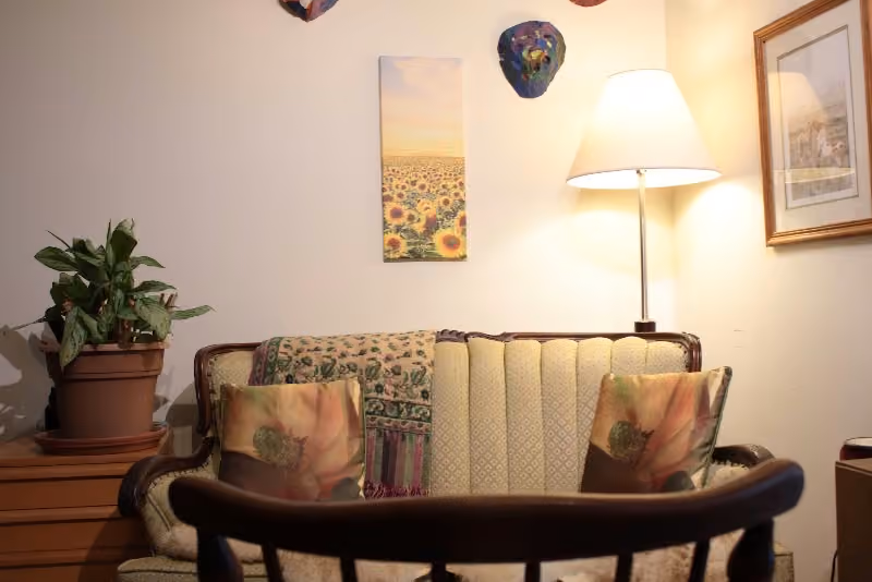 Nelson Family Therapy - Securely Thriving - Ari Saunders