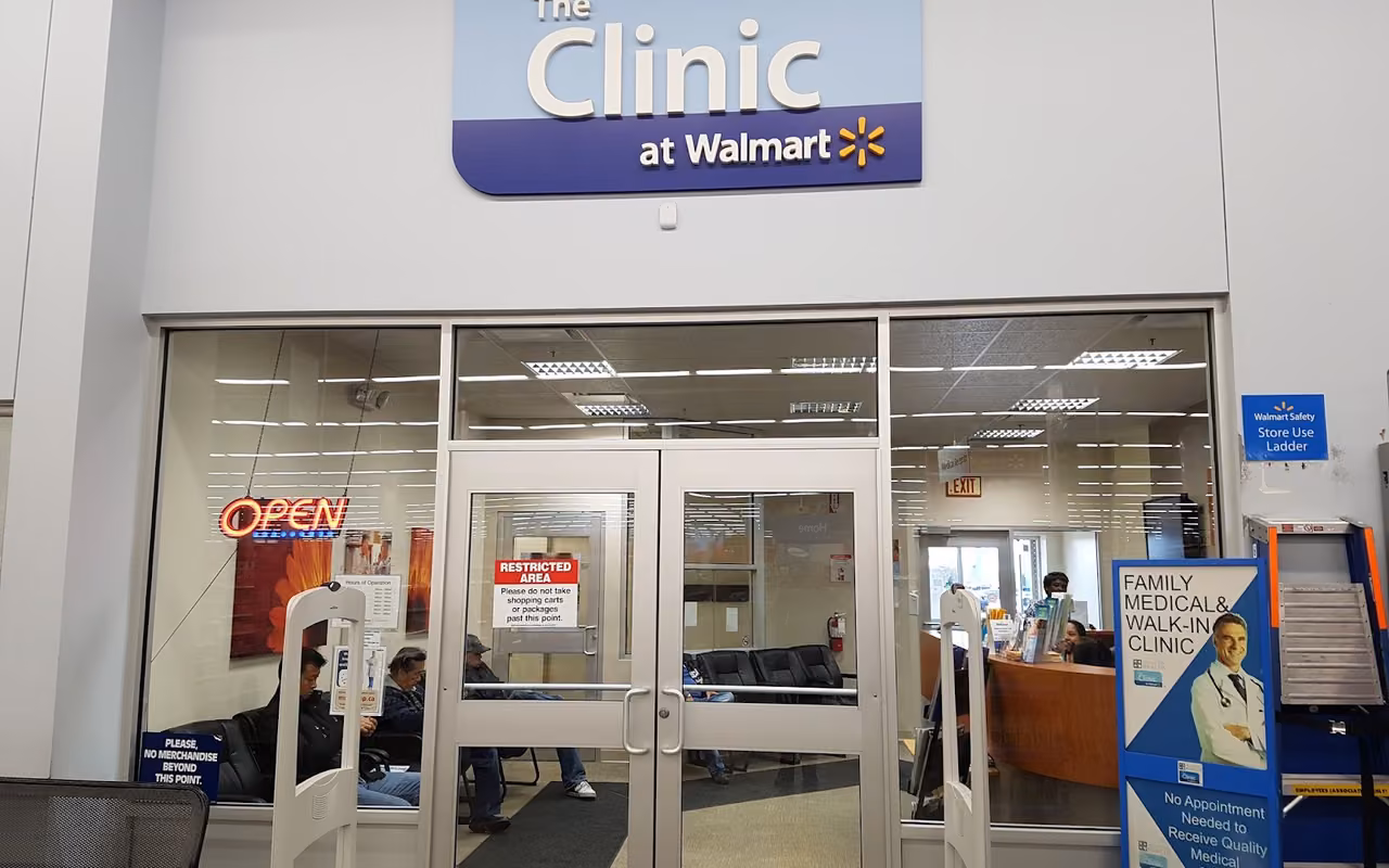 Niagara Walk In Clinic at Walmart in Niagara Falls, Ontario