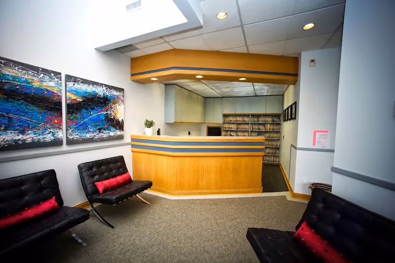 North Delta Dental (Dr. Albert Tam Dentist Inc.)