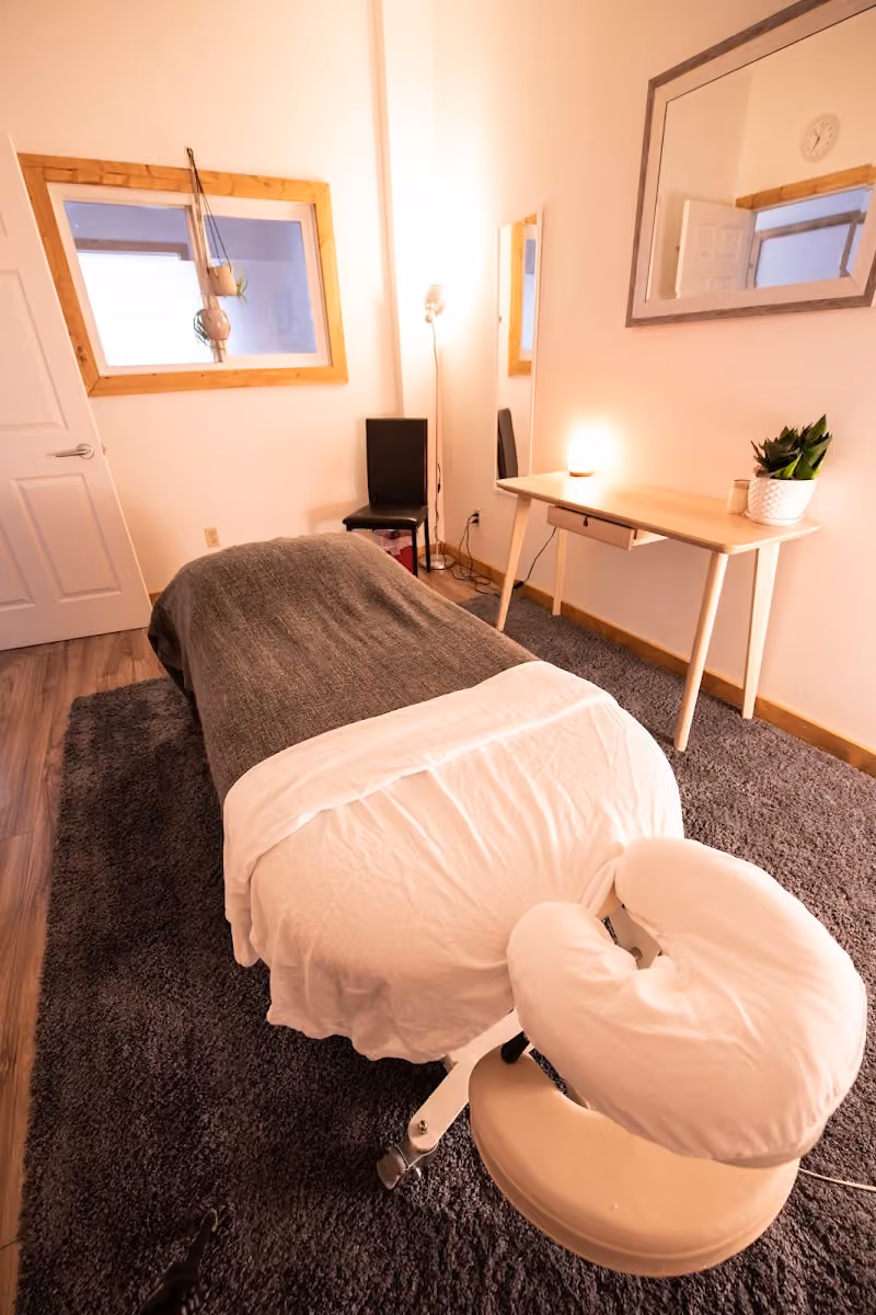 Parhelia Massage Therapy Corporation