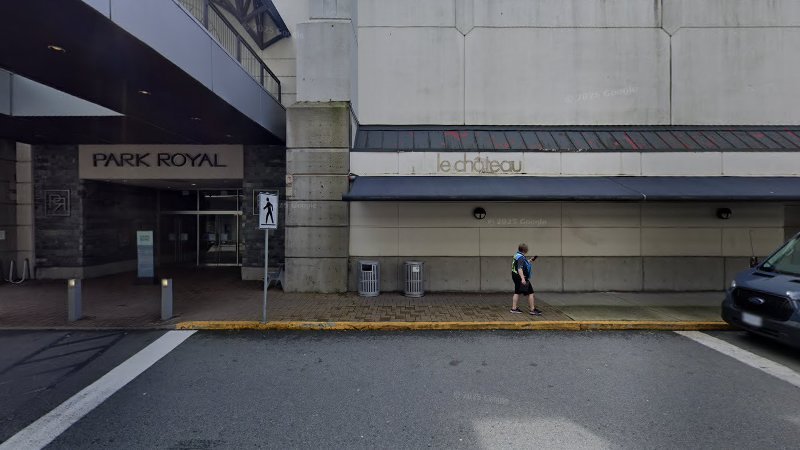 Park Royal Eyecare in West Vancouver, British Columbia