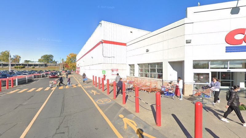 Pharmacie Costco (1015 Rue du Marché-Central) in Montréal, Quebec