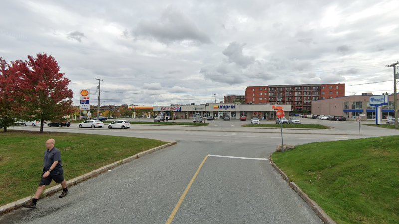 Pharmacie Uniprix (330 Rue des Érables) à Sherbrooke (Québec)