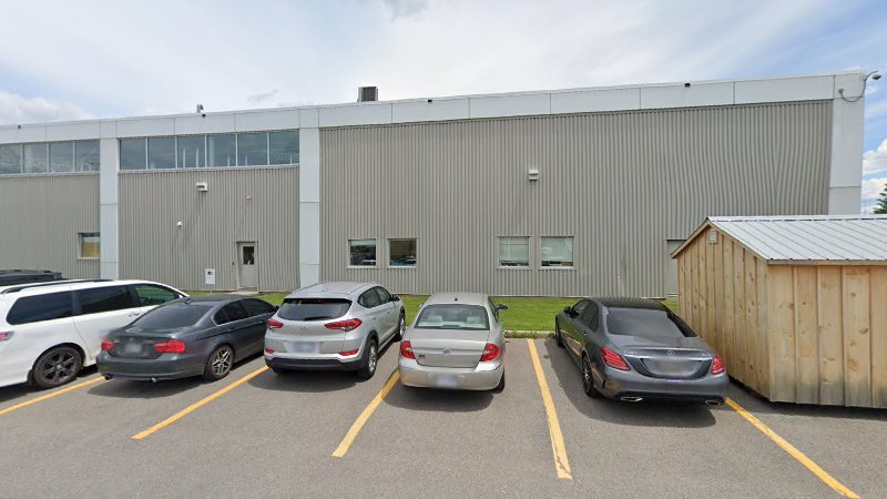 Pro Physio & Sport Medicine Centres Vantage in Ottawa, Ontario