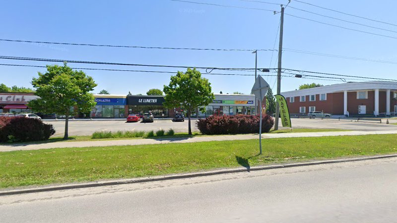 Proxim (7597 Boulevard Taschereau) in Brossard, Quebec