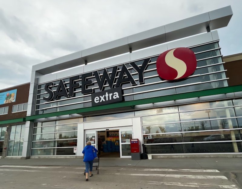 Safeway Pharmacy Dawson Creek in Dawson Creek