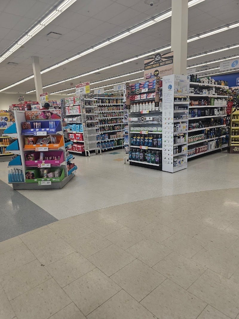 Shoppers Drug Mart (2656 Pembina Highway), photo 2