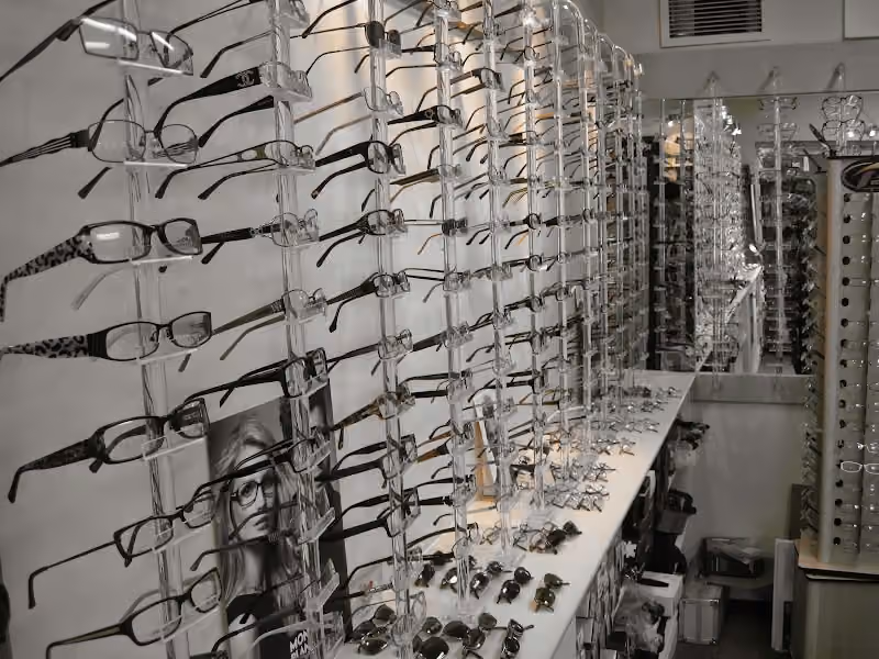 Simcoe Optical Store
