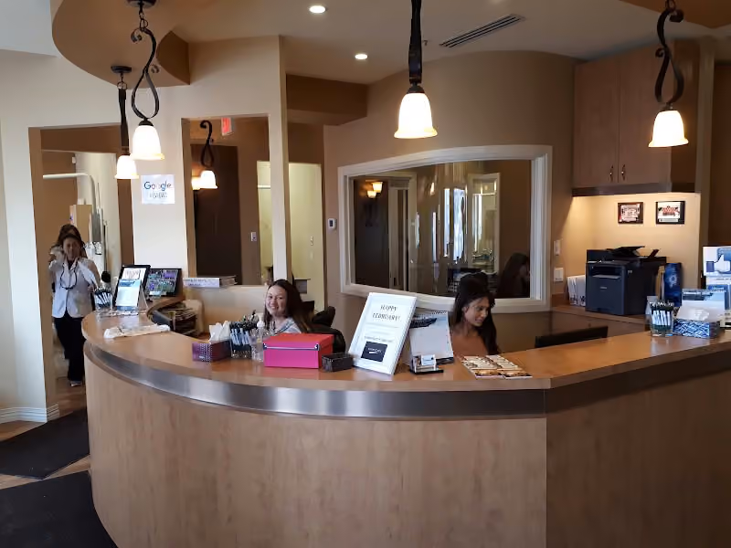 Smiles at Summerhill Dental Newmarket Dentist