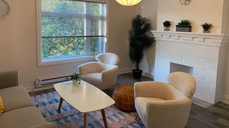 Toronto Psychotherapy Space | Online & In-Person Therapy for Individuals, Children, Teens, Couples, & Families