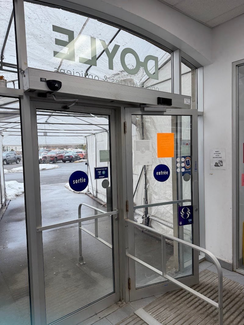 Uniprix (1150 Boulevard Lebourgneuf), photo 2
