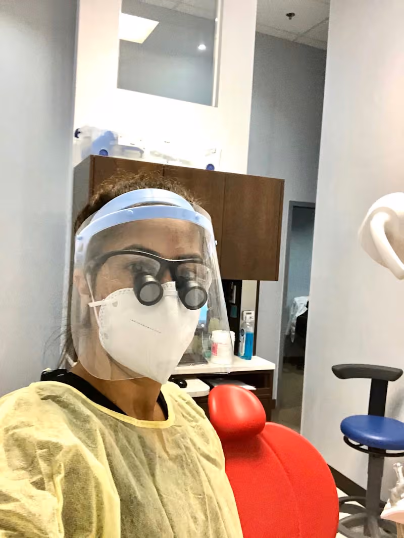 Uptown Dentistry at Lake